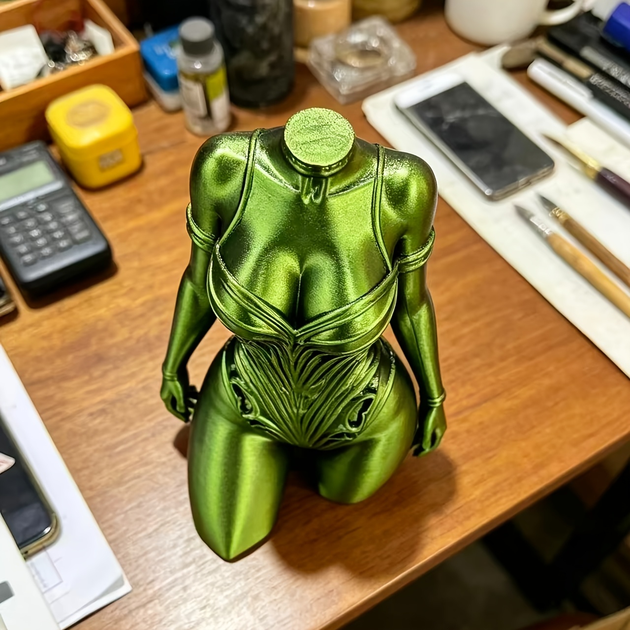 Cyberpunk-Stil Frauentorso Fig – Office Furniture Hon Bewertung und Preis